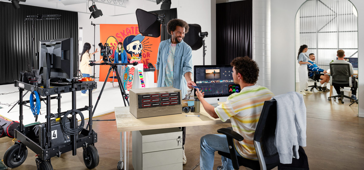Blackmagic Cloud Dock | Blackmagic Design