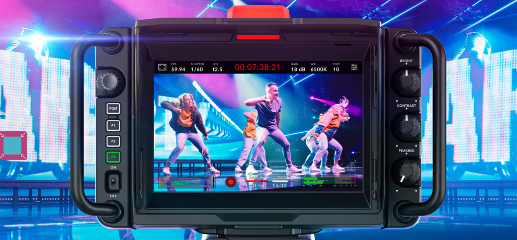 Large Built In Viewfinder