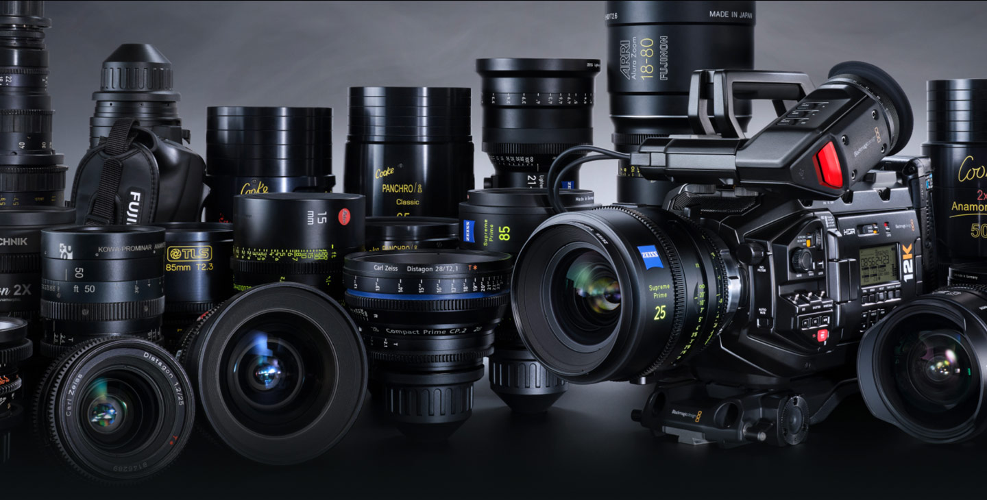 Panel kontrol fisik Blackmagic URSA Mini Pro 4.6K G2 dengan kontrol kamera profesional