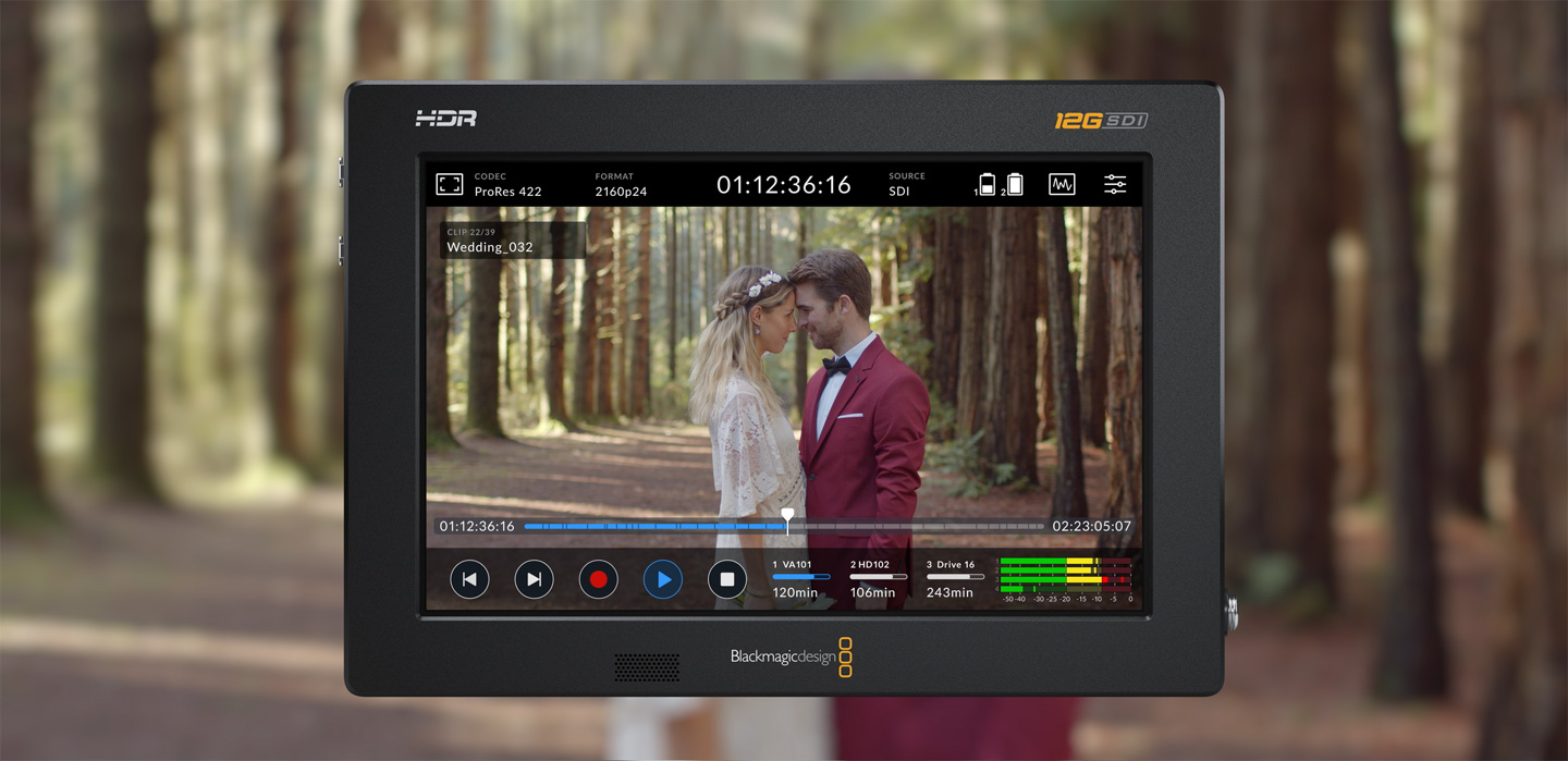 blackmagic video assist　4K　モニター