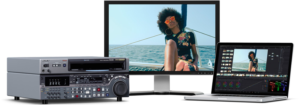 Connecting to Decks and Monitors